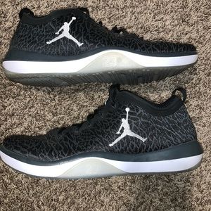 Men’s Air Jordan Training Shoes Sz. 11
